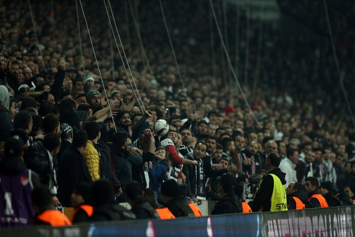 Cem Dizdar’ın Beşiktaş - Olympiakos maç yorumu - Fanatik
