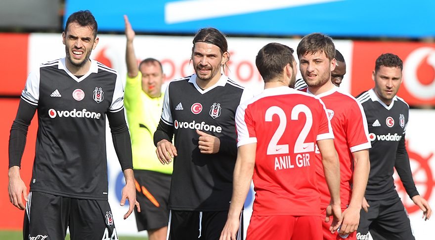 Beşiktaş hazırlık maçı yaptı! Ersan forma giydi