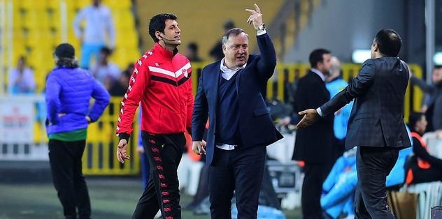 ’’Böyle oyna, canımı ye’’.