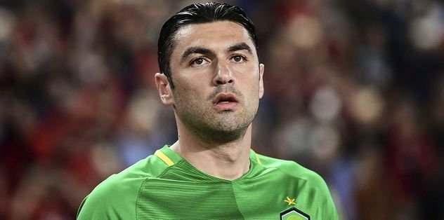 Burak Yılmaz gelmek istiyor.