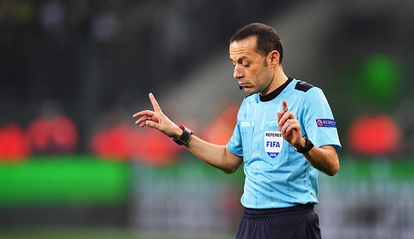 Cüneyt Çakır, Türkiye'den gidiyor