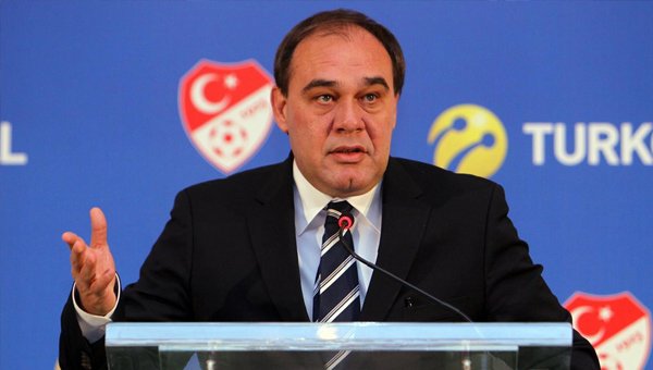 DEMİRÖREN KENDİSİYLE ÇELİŞTİ