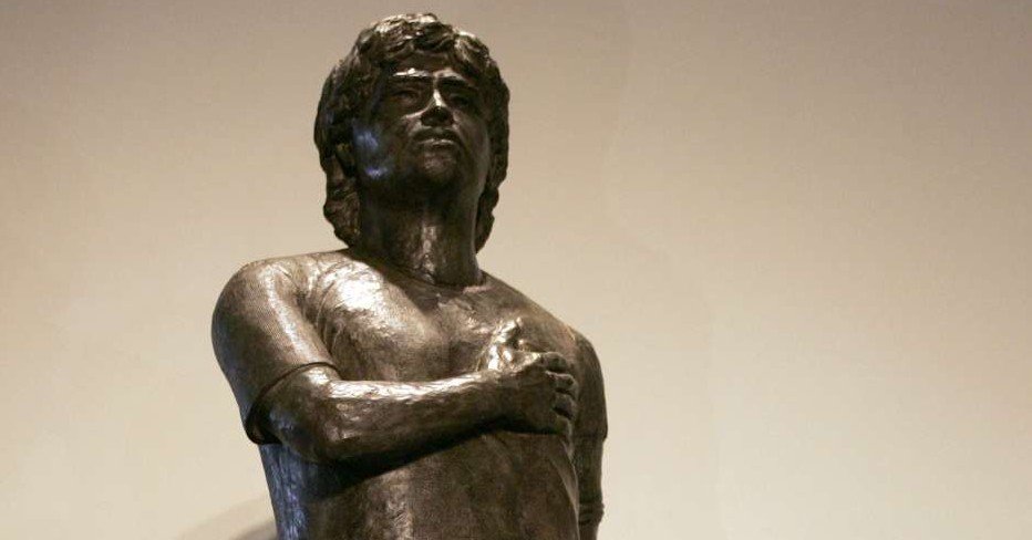 DIEGO ARMANDO MARADONA