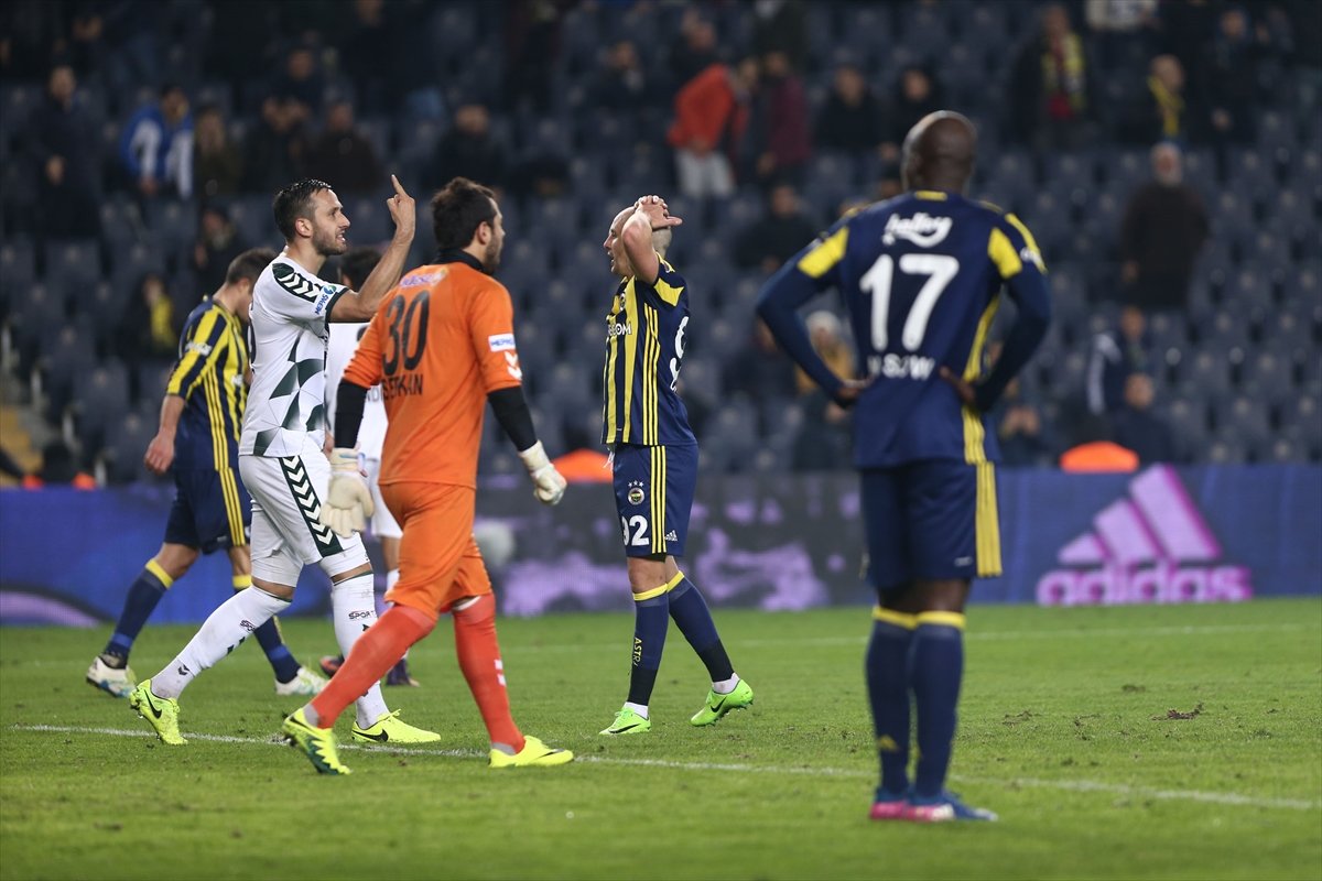 'Fenerbahçe 2-3 Konyaspor yazar yorumları