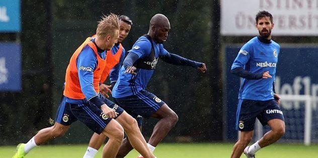 Fenerbahçe’de Volkan Demirel sevinci