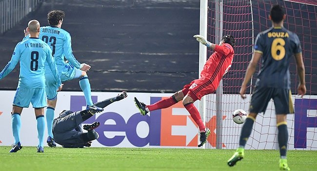 Feyenoord - Fenerbahçe (TRT 1)