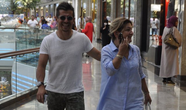 Futboldan Kazandığın İlk Para ile Ne Aldın?