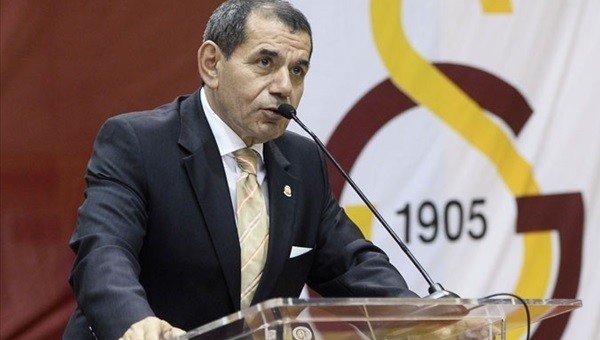 Galatasaray Başkanı Dursun Özbek, UEFA ile görüştü