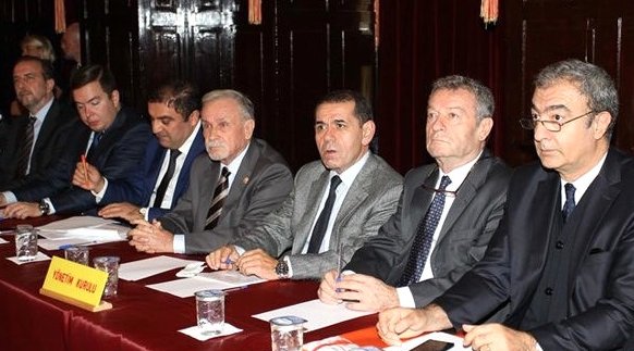 'Galatasaray menajerlere para dağıtmış!