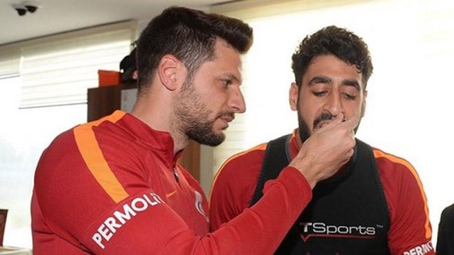 Galatasaray’da Hakan ve Tolga’nın doğum günü kutlandı