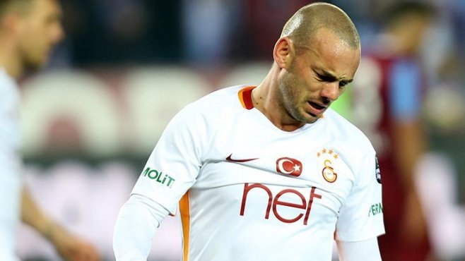 Galatasaray’da Wesley Sneijder ’Beni oynat’ dedi, Tudor sürpriz yaptı