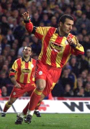 Galatasaray’ın unutulmaz oyuncusu Hagi, 1998 yılında Altay kalecisi Şanver Göymen’e attığı gol için eski kaleciye olay bir yanıt verdi.