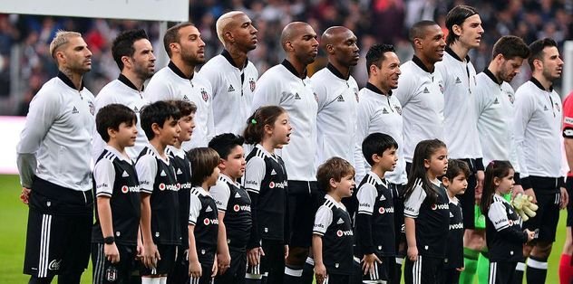 Beşiktaş’a iki kötü haber