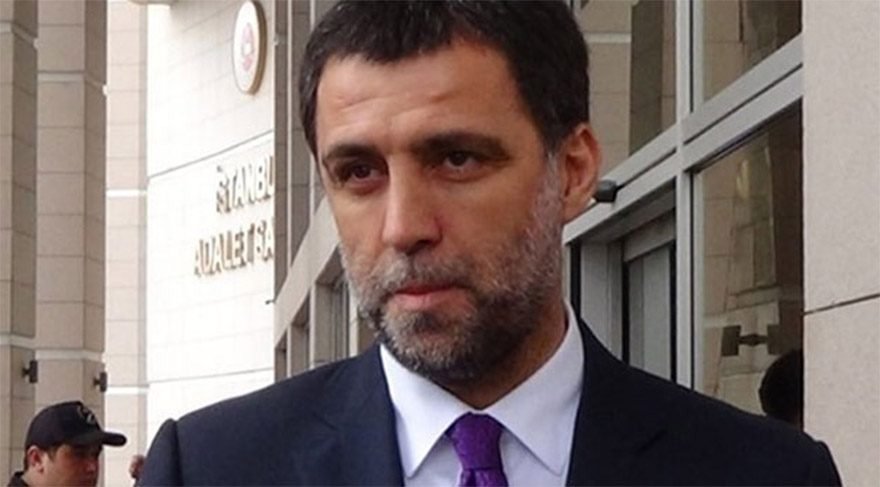Hakan Şükür ihraç edildiğini duyunca istifa etti