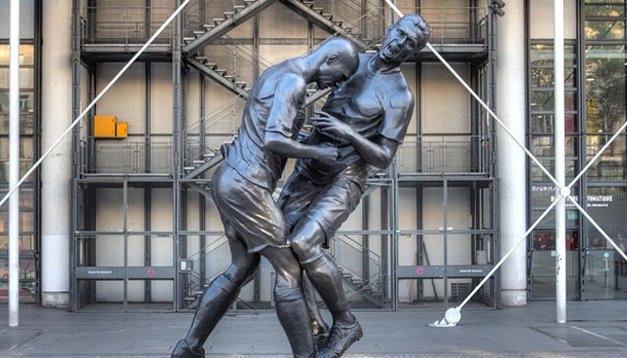 'Heykeli dikilen efsane futbol adamları