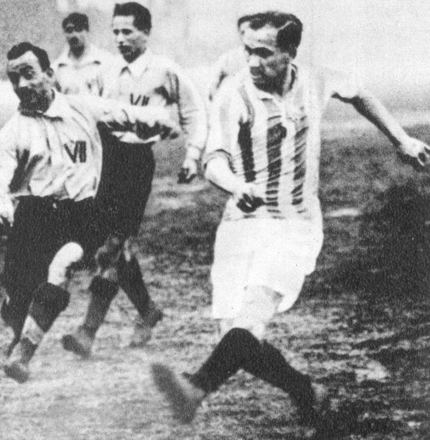 Imre Schlosser | Hungary | 1906-1927 | 59 goals 