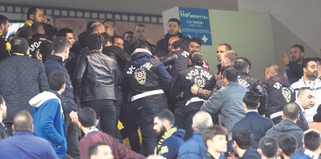 Kadıköy’de gerilim.