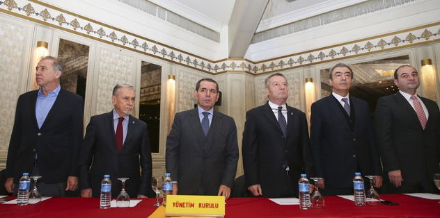 Kongrede ibra krizi
