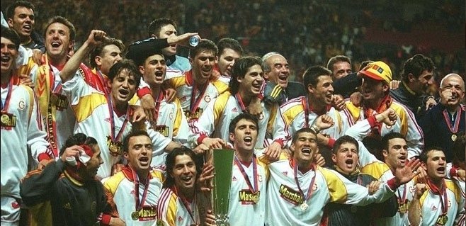 	2000	Galatasaray (futbol takımı)