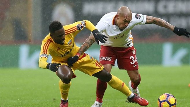 Nigel de Jong çalışmalara başladı