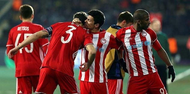 Olympiakos kupada yarı finale yükseldi.