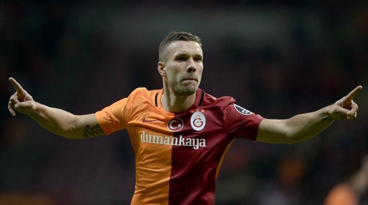 Podolski ayrılmak için yönetimle görüştü!