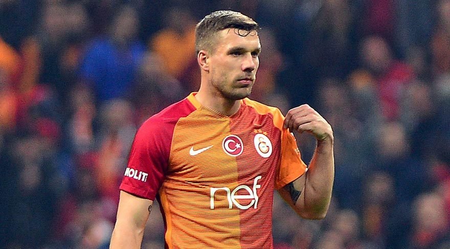 Podolski transfer sorusuna yanıt vermedi