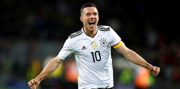 Podolski’ye japonya desteği