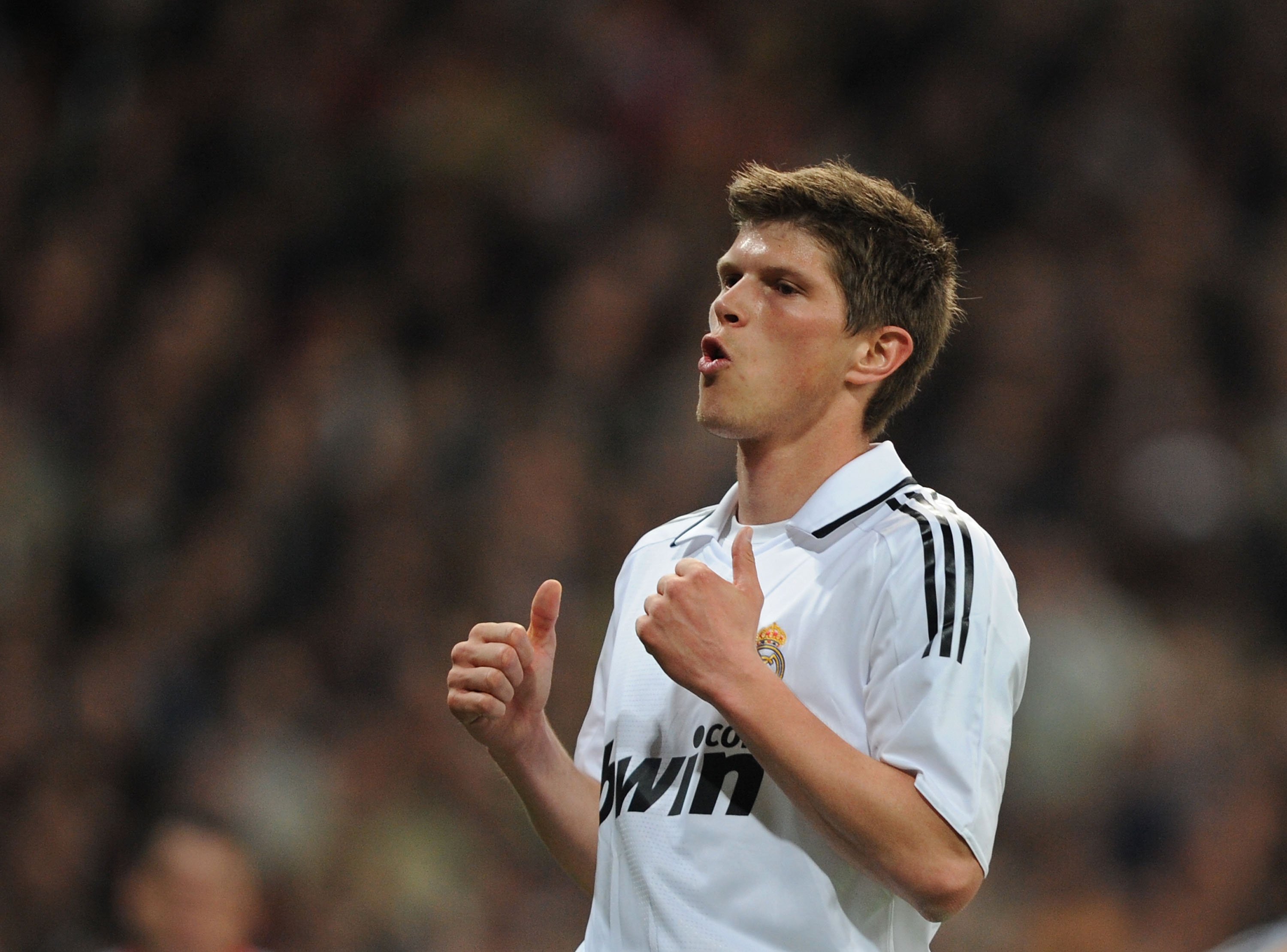 Klass-Jan Huntelaar - 27 milyon euro