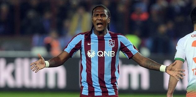 Rodallega şaşırmış.