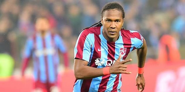 Rodallega’nın rolü değişti.