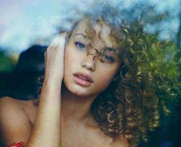 Rose Bertram yeni aşkını buldu