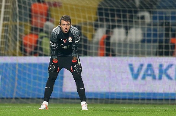 ’SÖZLEŞME YENİLEME TEKLİFİ GELİRSE KABUL EDERİM’