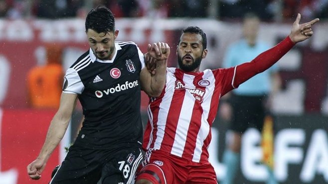 Sunderland Tolgay’ı izledi