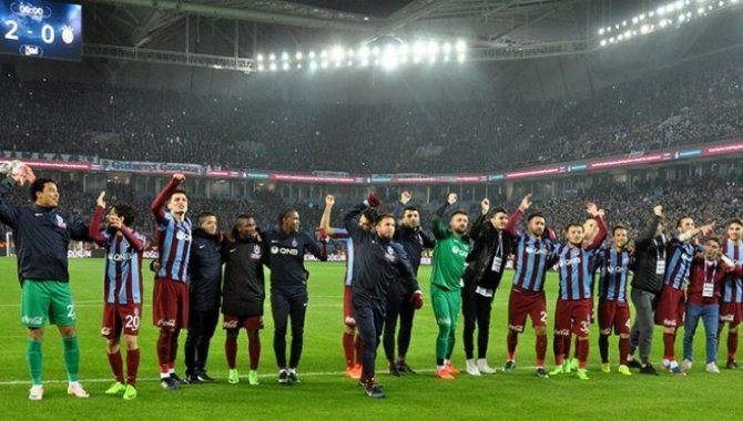 1. Trabzonspor 23 puan