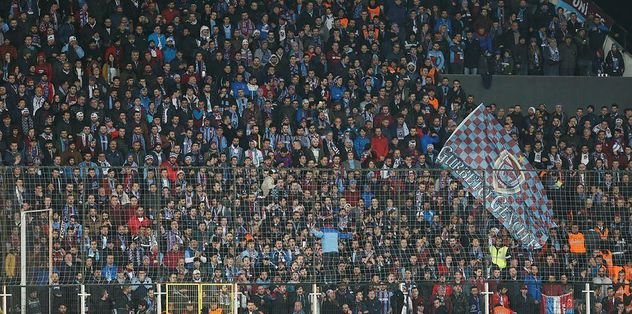 Taraftar yalnız bırakmadı.