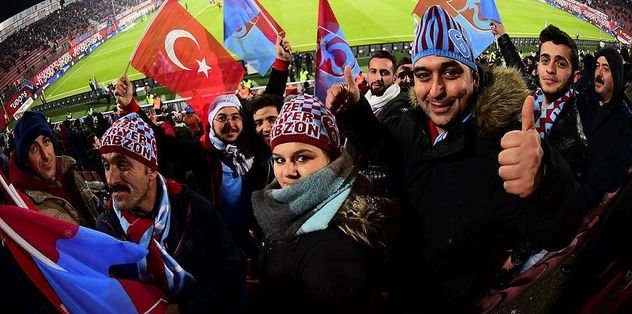 Taraftara davet.