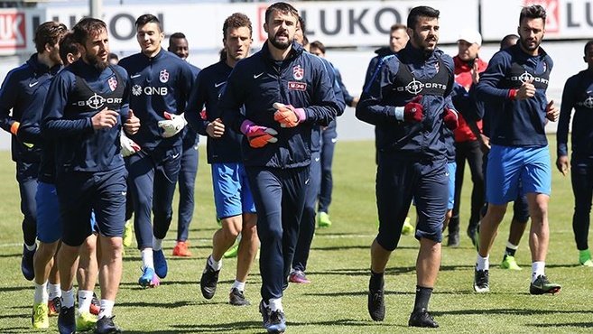 Trabzonspor, Çaykur Rizespor hazırlıklarını sürdürdü