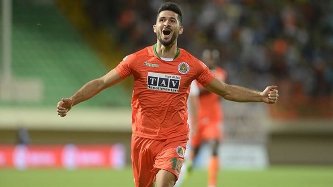 Trabzonspor istedi, Galatasaray araya girdi!