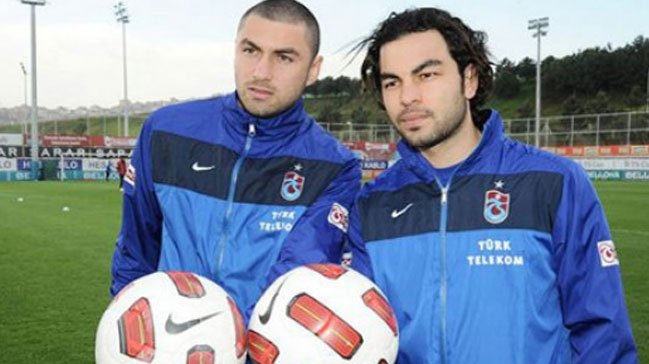 Trabzonspor Selçuk İnan ve Burak Yılmaz’la el sıkıştı