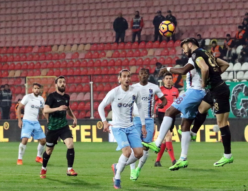 Trabzonspor’da taraftarlara 