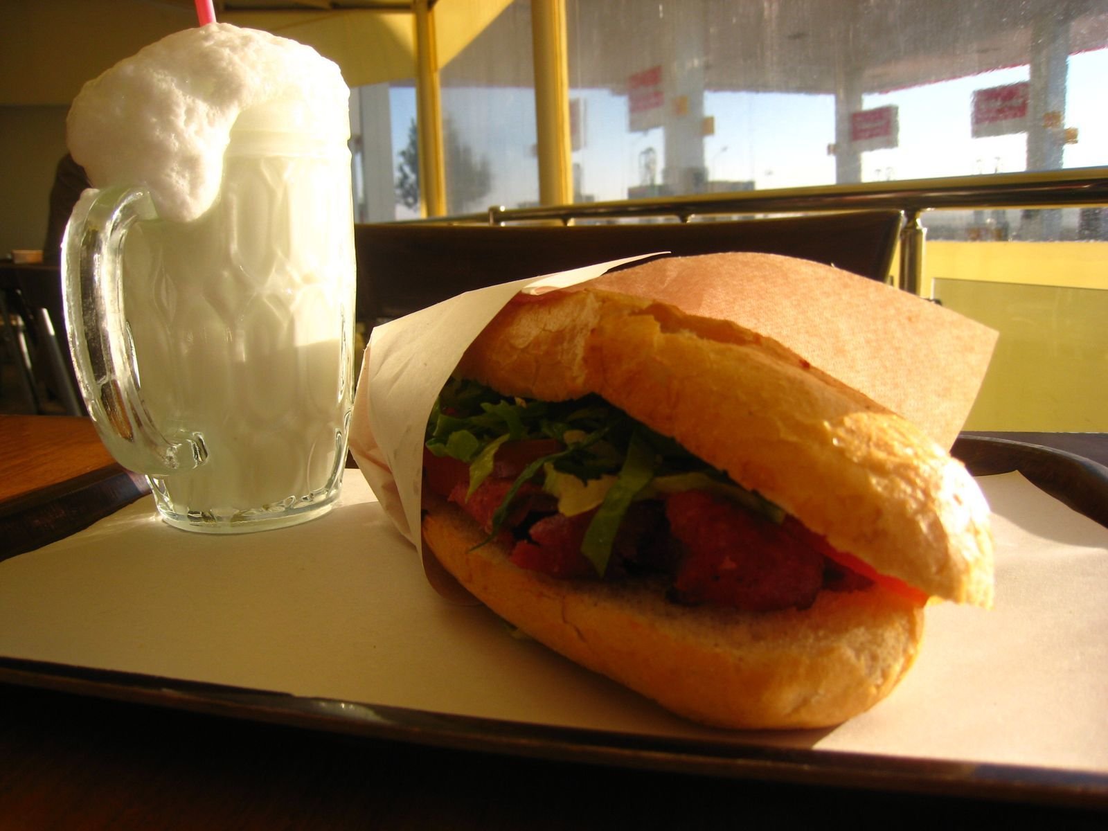 Türkiye - Köfte ekmek ve ayran