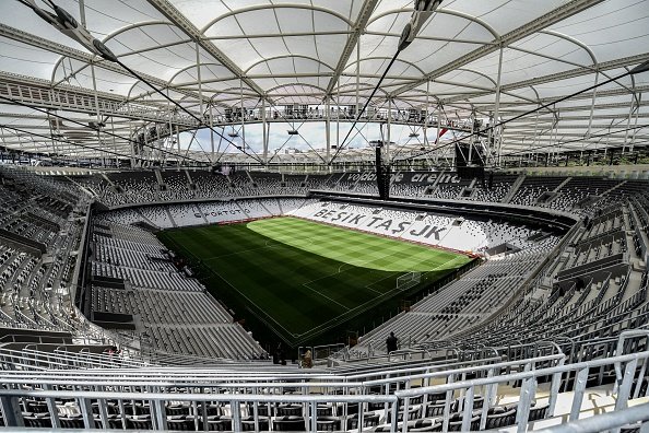 Vodafone Arena hizmete girdi