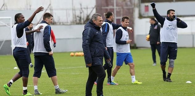 Yanal’ın gözü millilerde