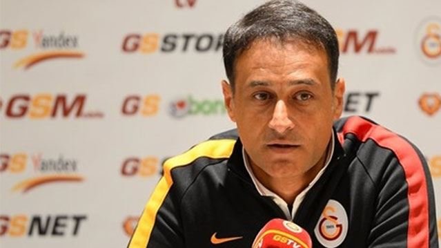 Yener İnce’den Sneijder ve De Jong açıklaması