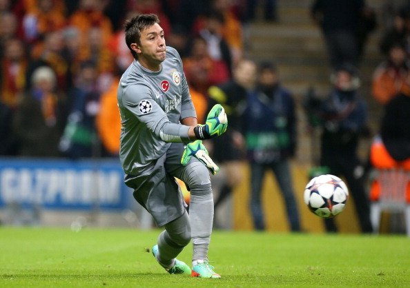 28 - Fernando Muslera - Galatasaray - 6,75 mil. Euro