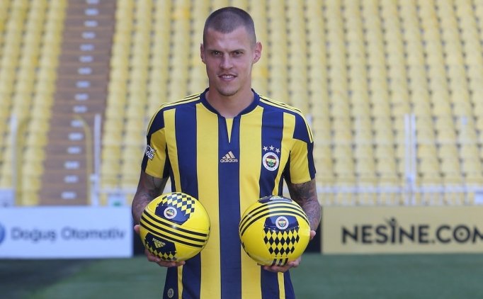 35 - Martin Skrtel - Fenerbahçe - 6,00 mil. Euro