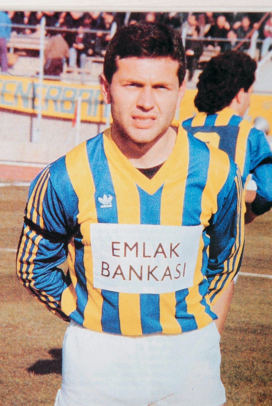  Aykut Kocaman	13 gol	Fenerbahçe