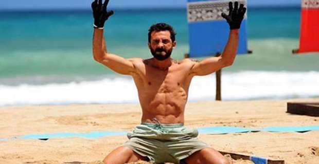 'Ahmet Dursun'dan canlı yayında Survivor müjdesi