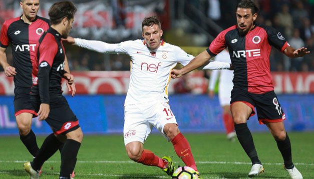 Avrupa bu Türk oyuncuların peşinde